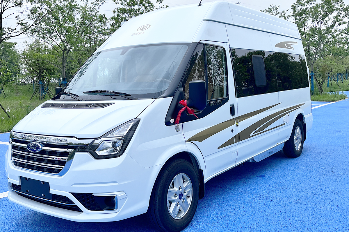 長軸高頂B型房車，商旅兩用兼顧代步！景驛福特新世代Pro斗牛士
